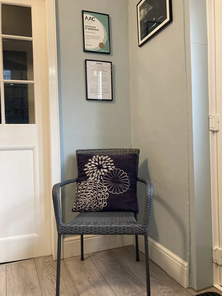 N Treatment room 2 768x1024